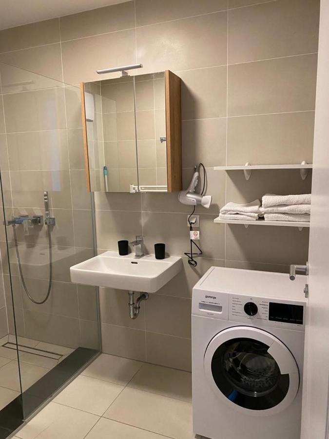 Modern Apartment With Garden Near City Center Wien Exteriör bild